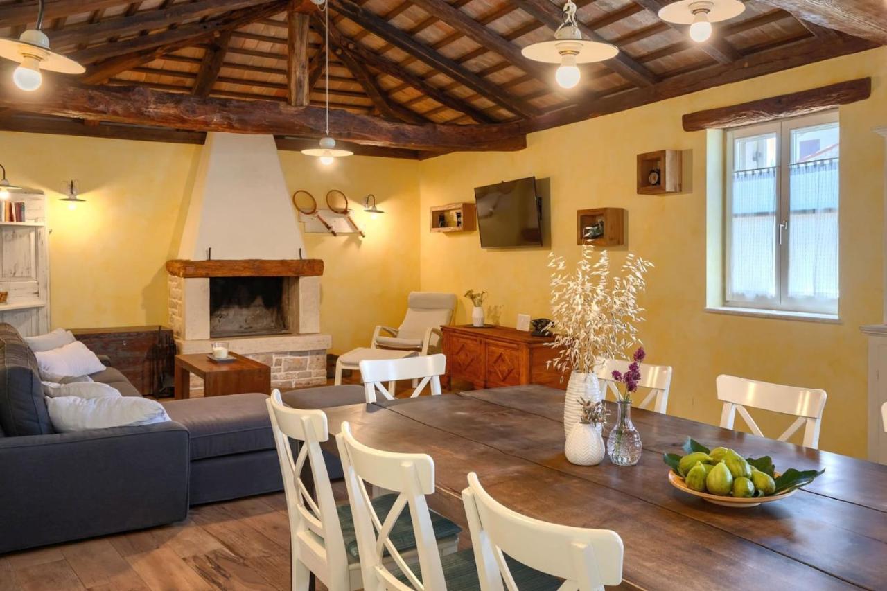 Family Villa Elizabeta With Pool In Umag Cepljani Extérieur photo