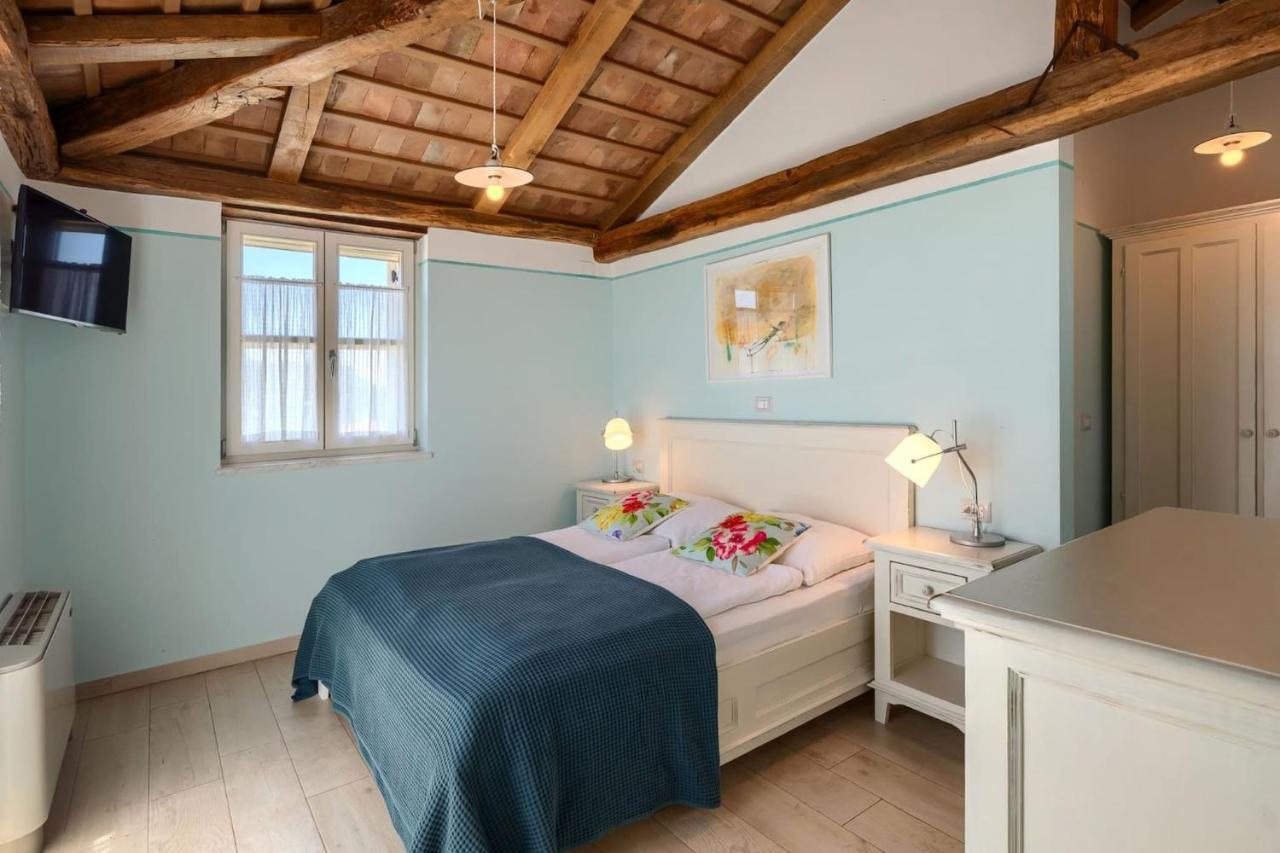 Family Villa Elizabeta With Pool In Umag Cepljani Extérieur photo