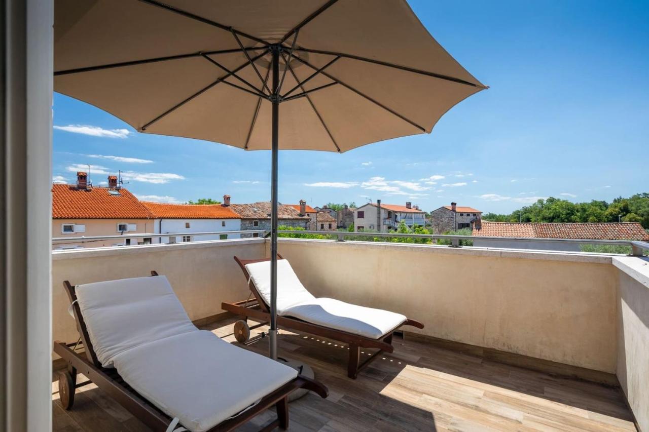 Family Villa Elizabeta With Pool In Umag Cepljani Extérieur photo